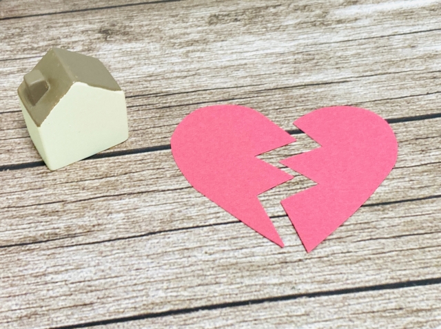 同棲解消で出て行くまでの期間はどのくらい？やるべき事なども解説します！