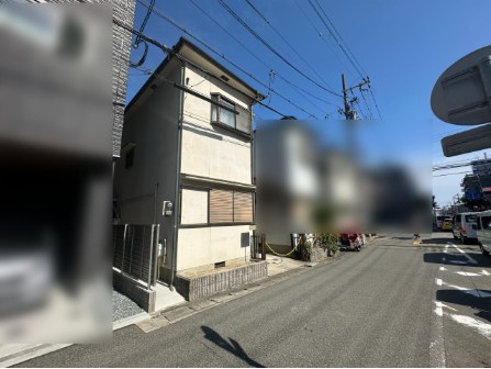 現地写真（前面道路含む）